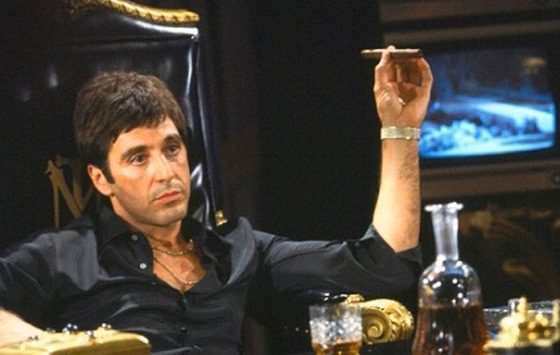 Al Pacino en El Precio del Poder (Scarface)