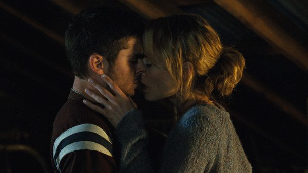 The Lucky One / Zac Efron and Taylor Schilling