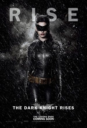 Catwoman en El Caballero Oscuro: La Leyenda Renace