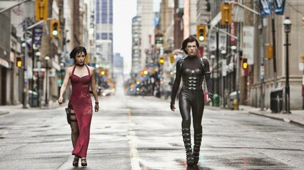 Bingbing Li y Milla Jovovich en Resident Evil 5: Venganza