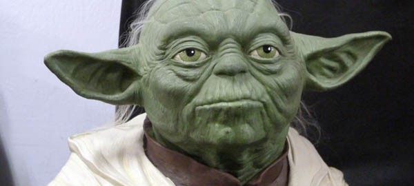 Busto de Yoda en la CIFICOM 2012