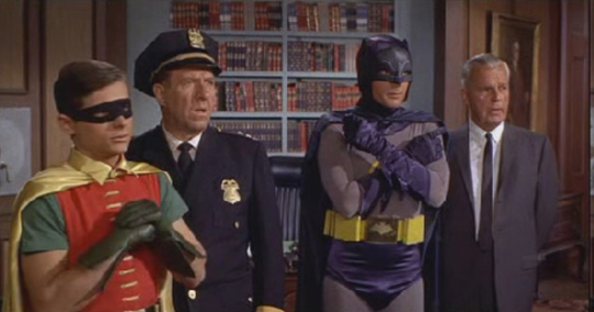 Batman (1966): Holy Pepinillos | La Noche Americana