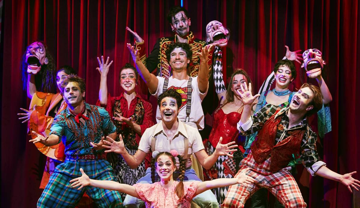 Laia Prats y Hugo Ruiz (‘Godspell’): «El espectador lo tiene muy claro y ve si alguien está conectado o no»