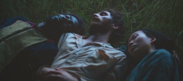 Jean Jean, David Castillo y Valentina Shen Wu en 'Bajo el mismo sol'