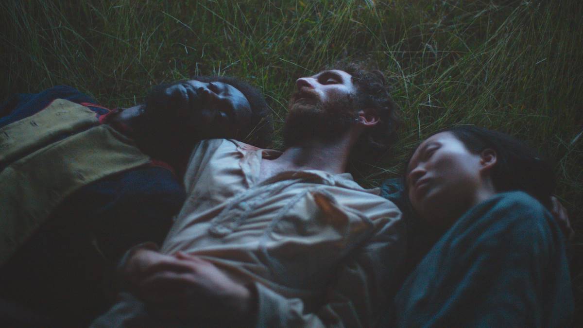 Jean Jean, David Castillo y Valentina Shen Wu en 'Bajo el mismo sol'
